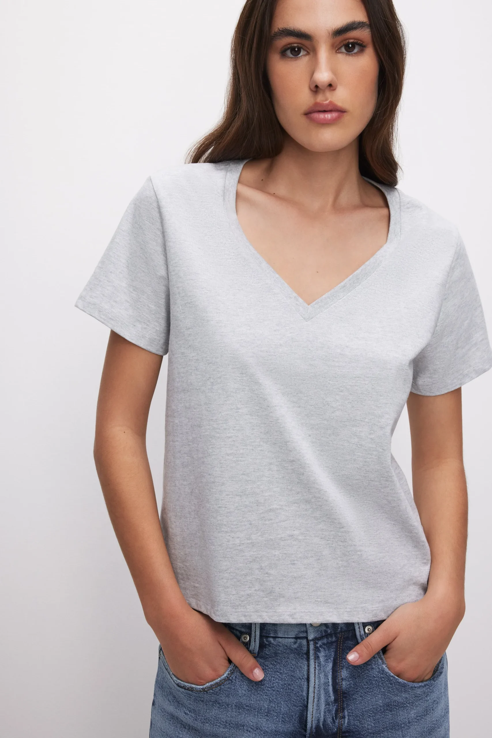 cotton classic v-neck tee