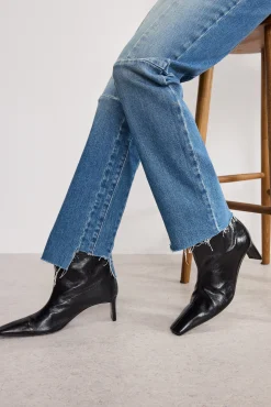 good icon straight jeans