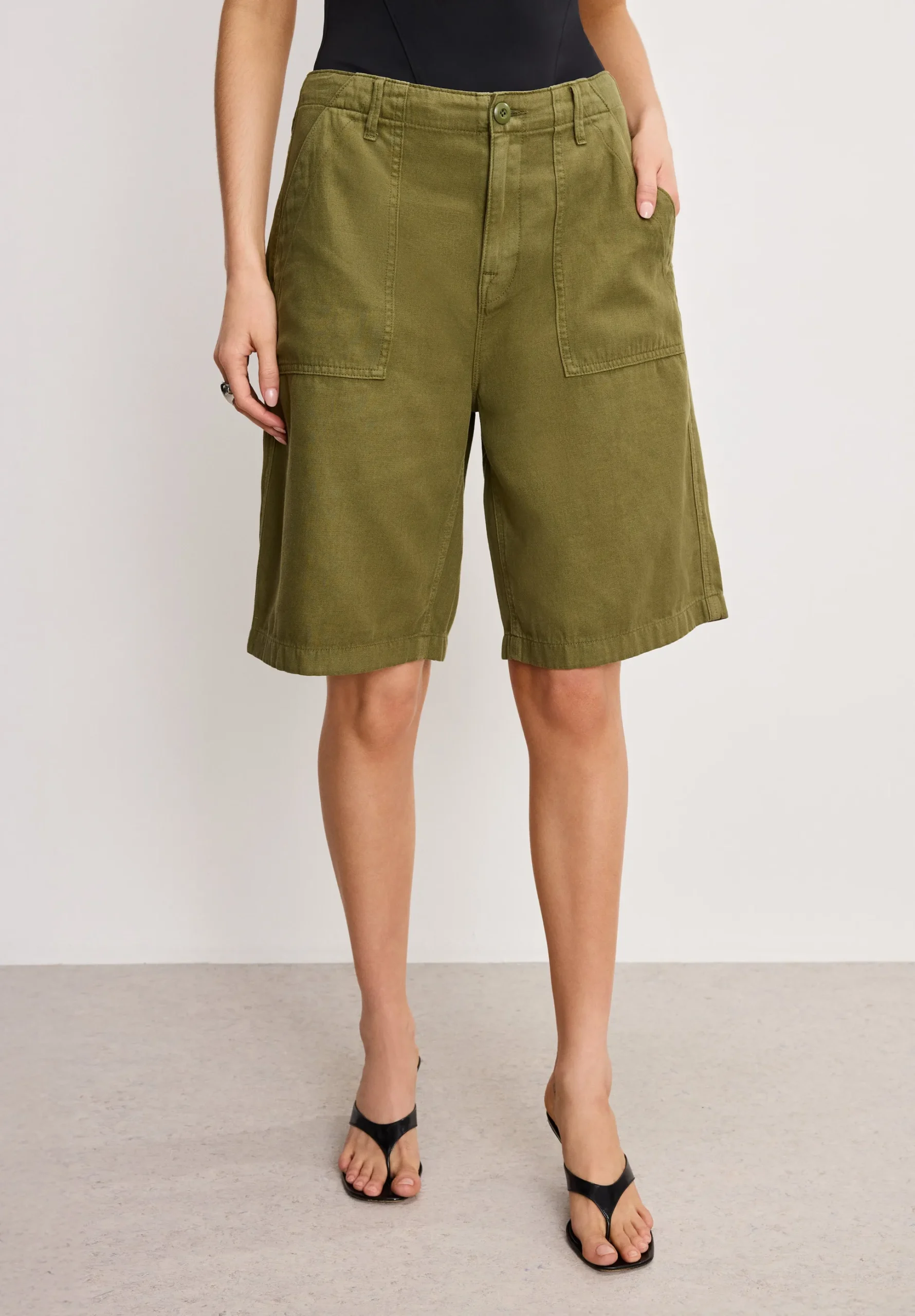 lite linen bermuda short