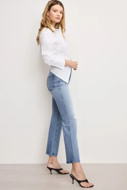 soft tech good curve straight jeans