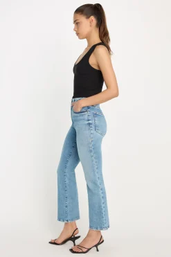 soft tech good legs crop mini boot jeans