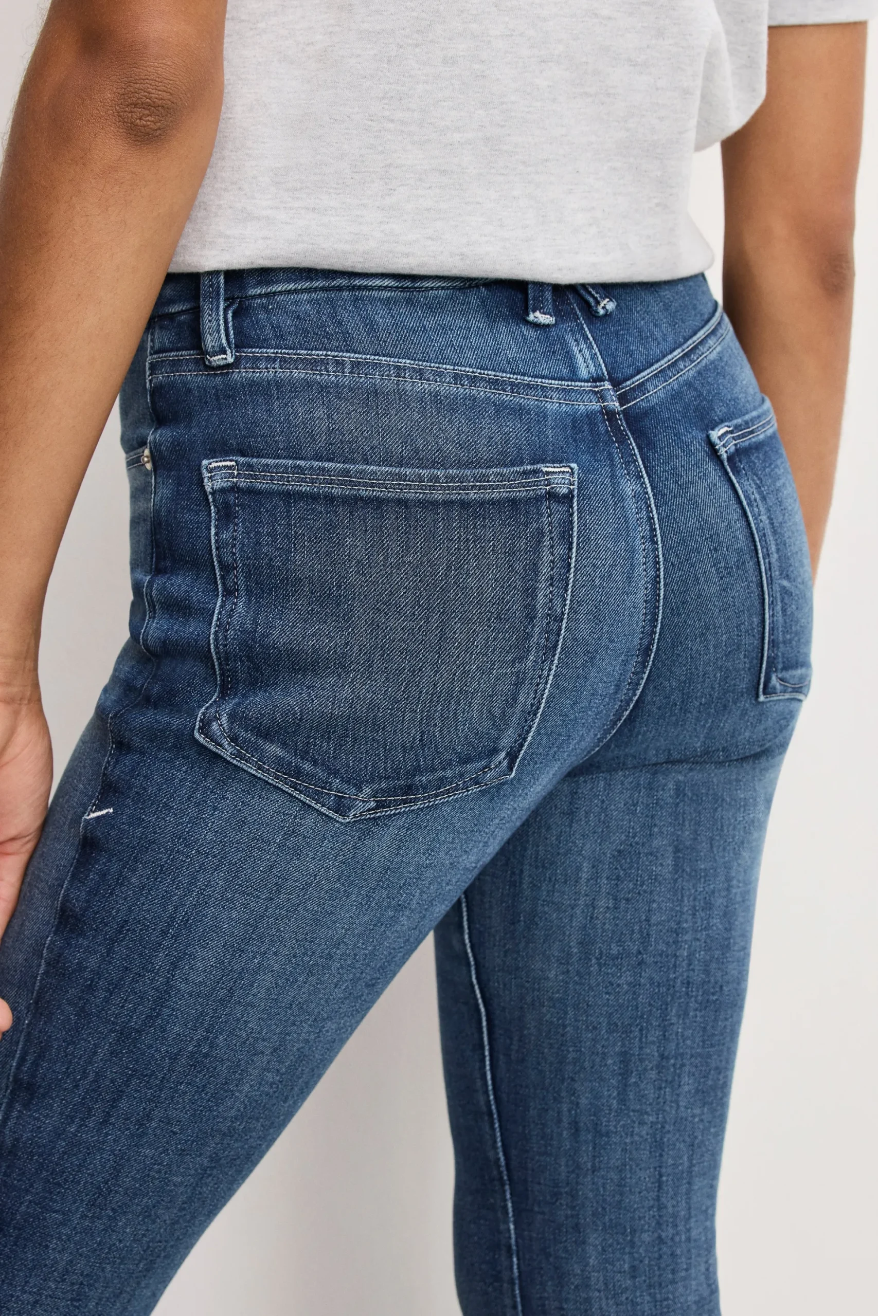 soft tech good legs flare jeans