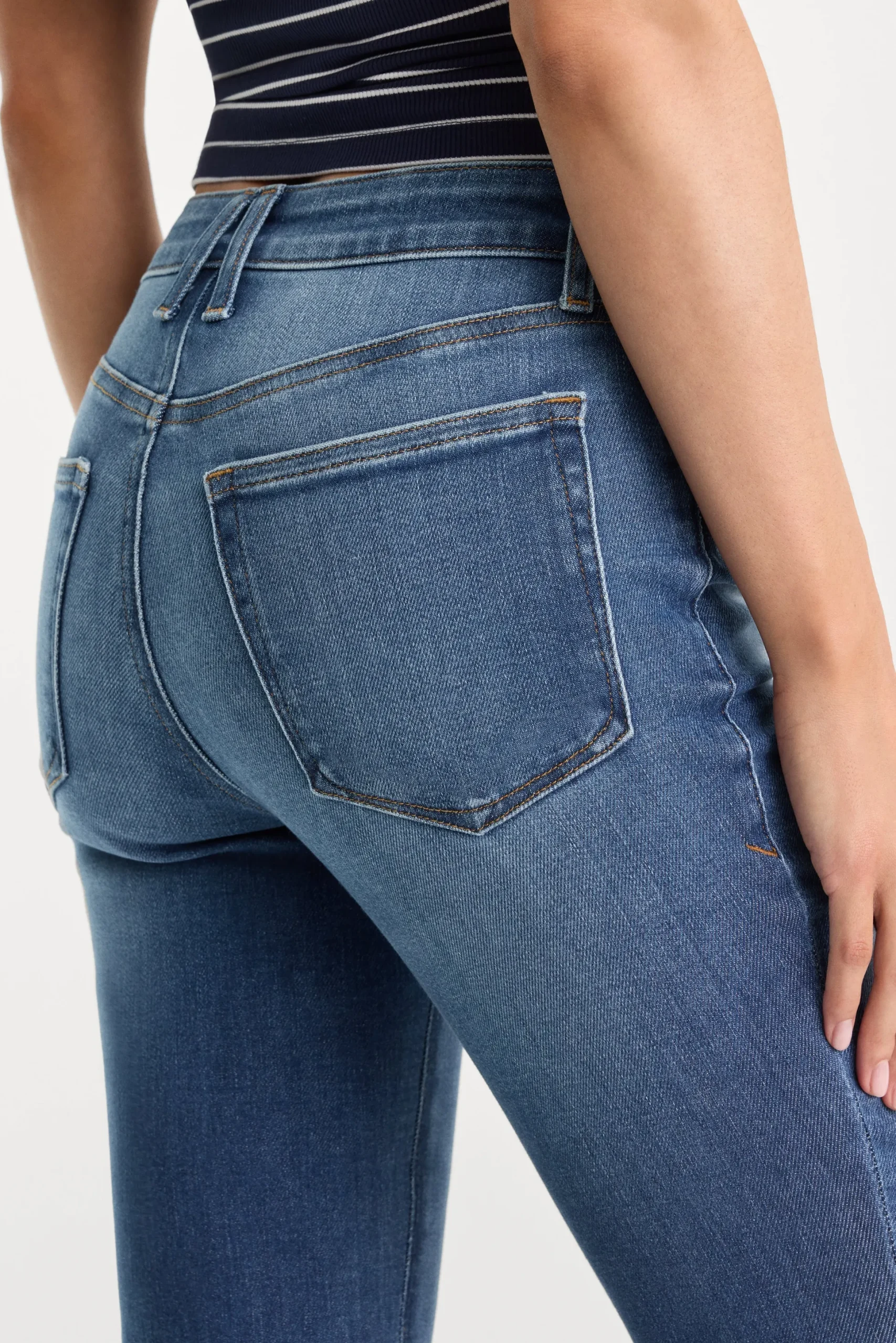 soft tech good legs flare jeans