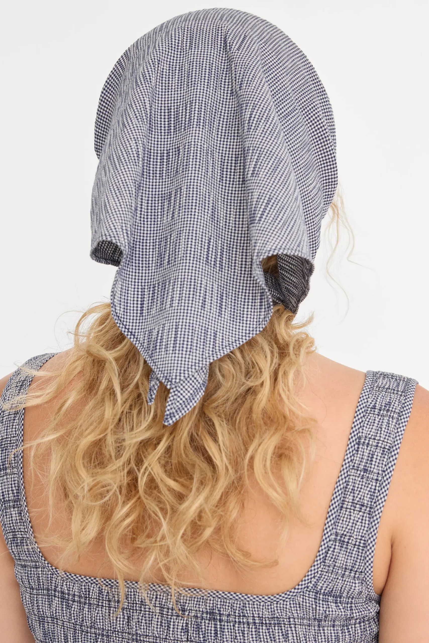 the bandana head scarf