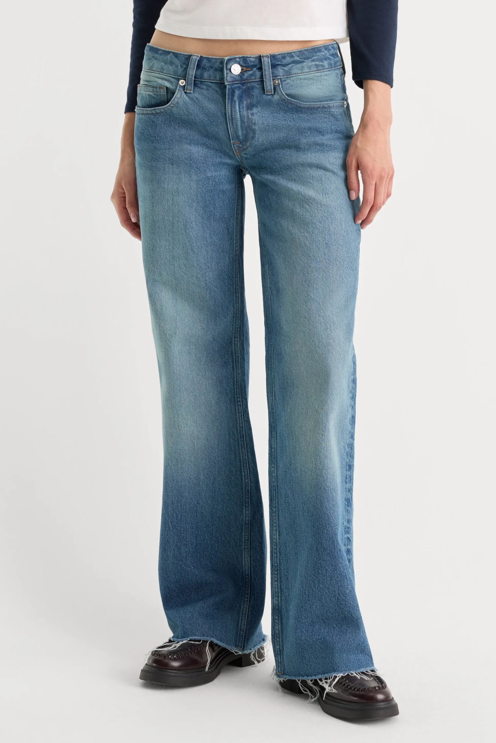 vintage low loose jeans
