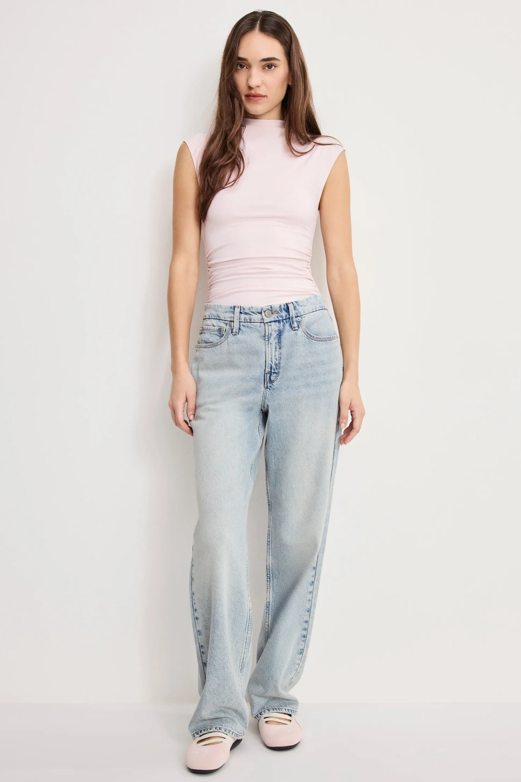 weightless sculpting bodysuit
